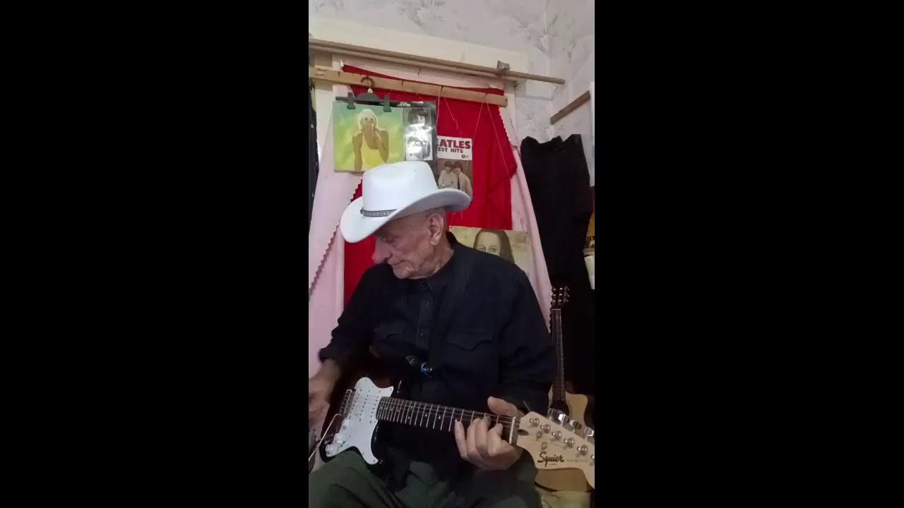 Walley Michaels   Володя.