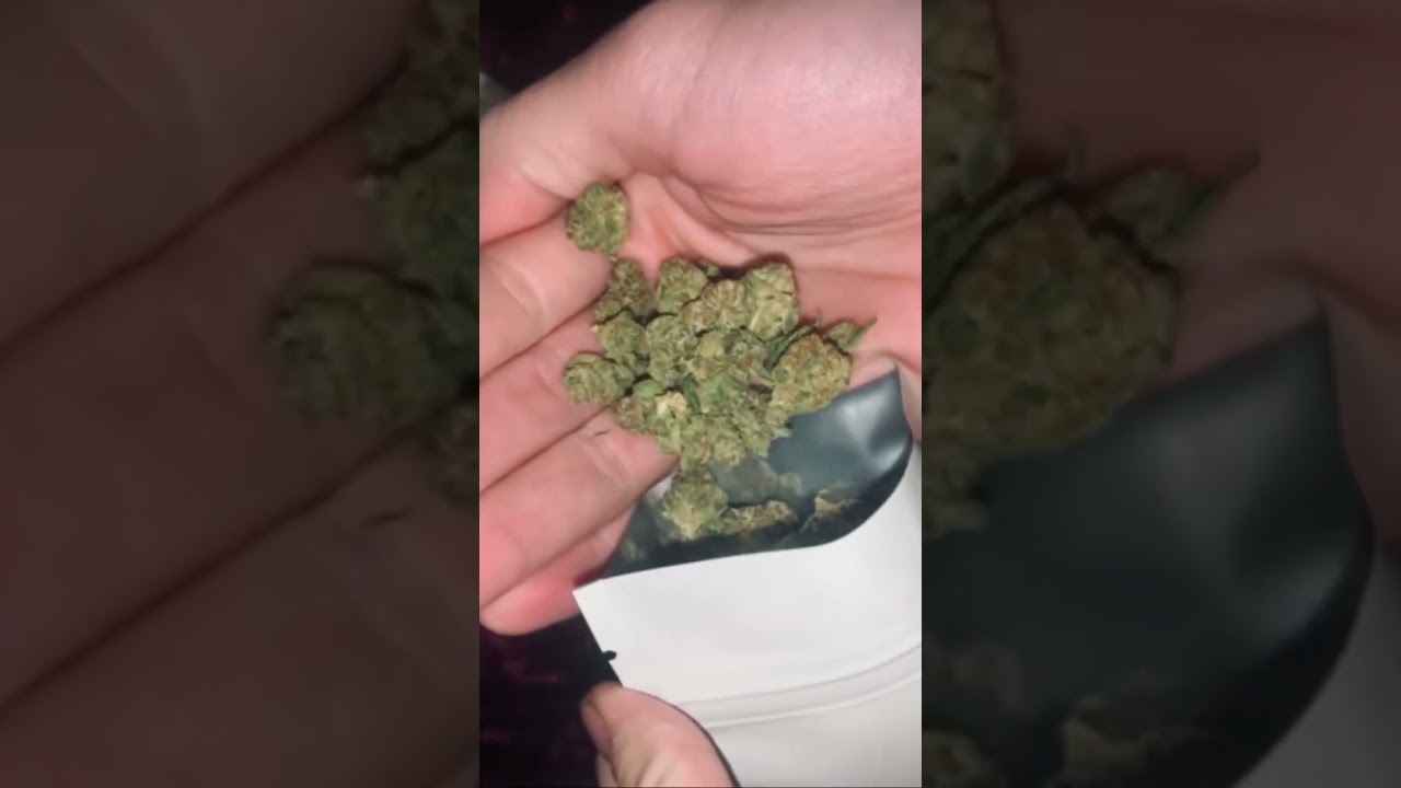 Weed unboxing from urb cannabis #monroe #urb #cannabis #legal #premium #gas #zaza