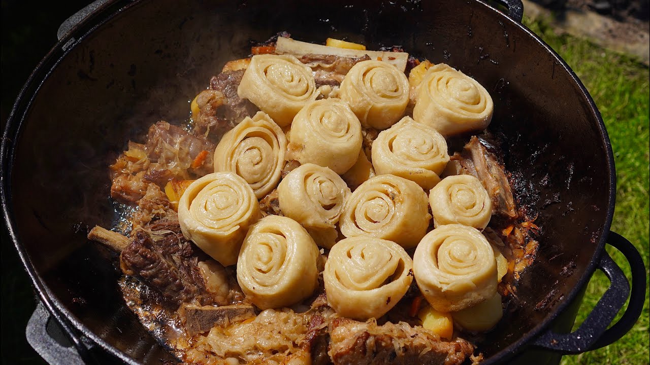 Rezept im Kazan: STRUDEL mit Sauerkraut, Rindfleisch und Kartoffeln (deftig, herzhaft und zart) !