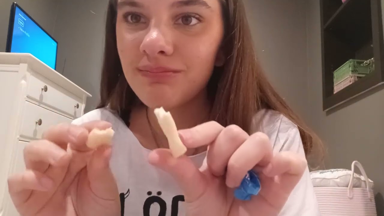 Rating the WORST Halloween candies!