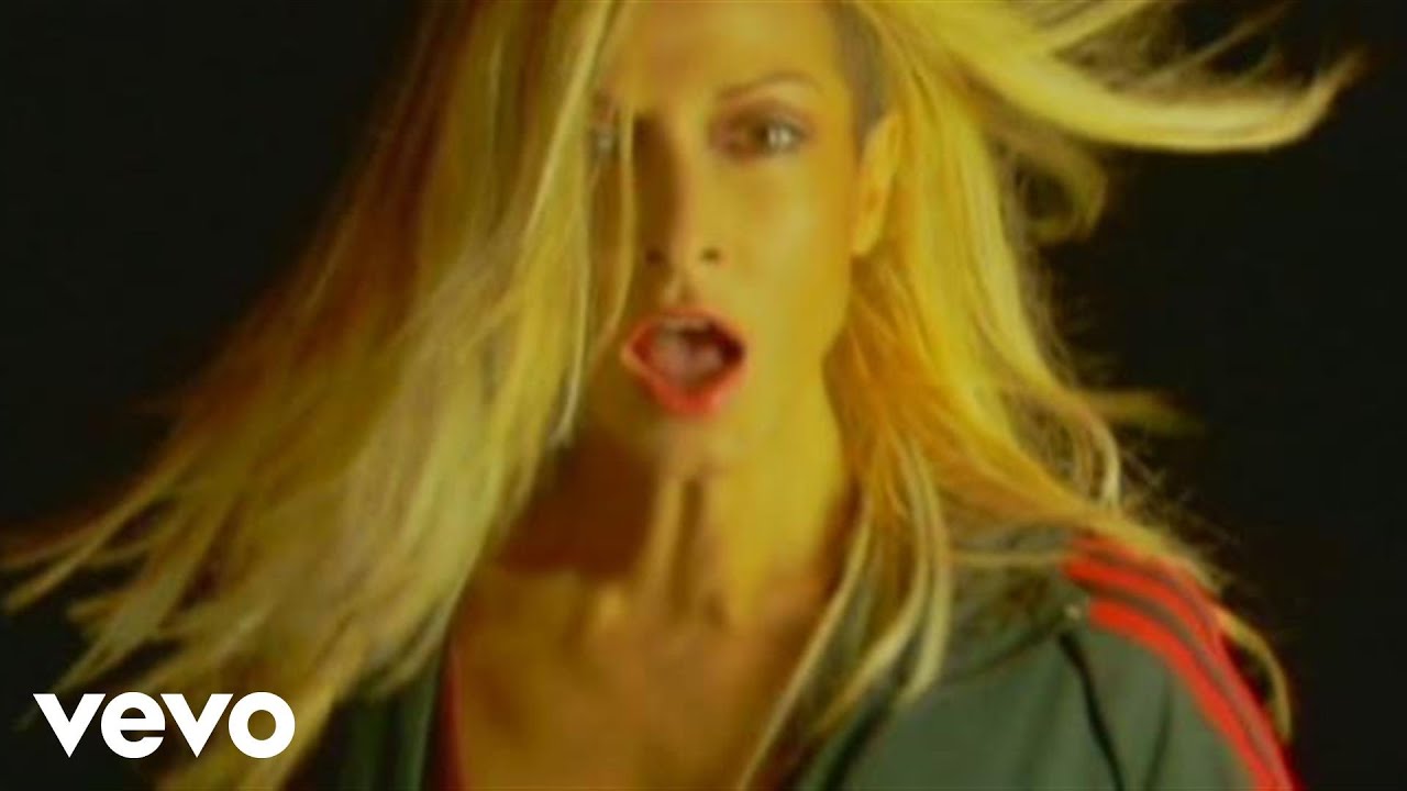 Anna Vissi - Erota I Polemo (Studio Video Version)