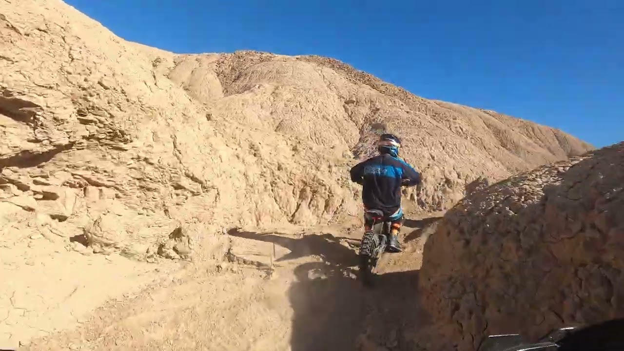 SURRON AND TALARIA E BIKES RIPPING THRU OCOTILLO WELLS.#dirtbike #ebike #ebikes #offroad #surron