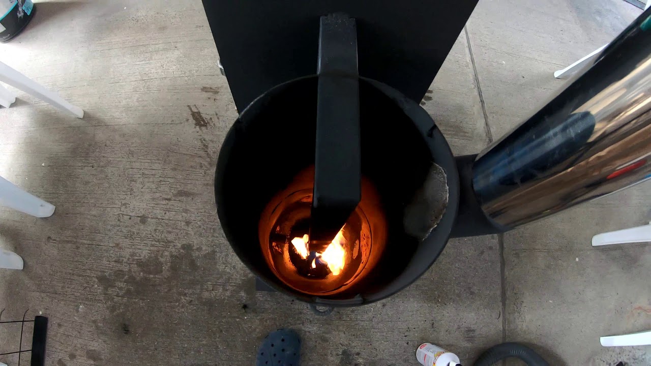 廃油ストーブ　取付て見ました。