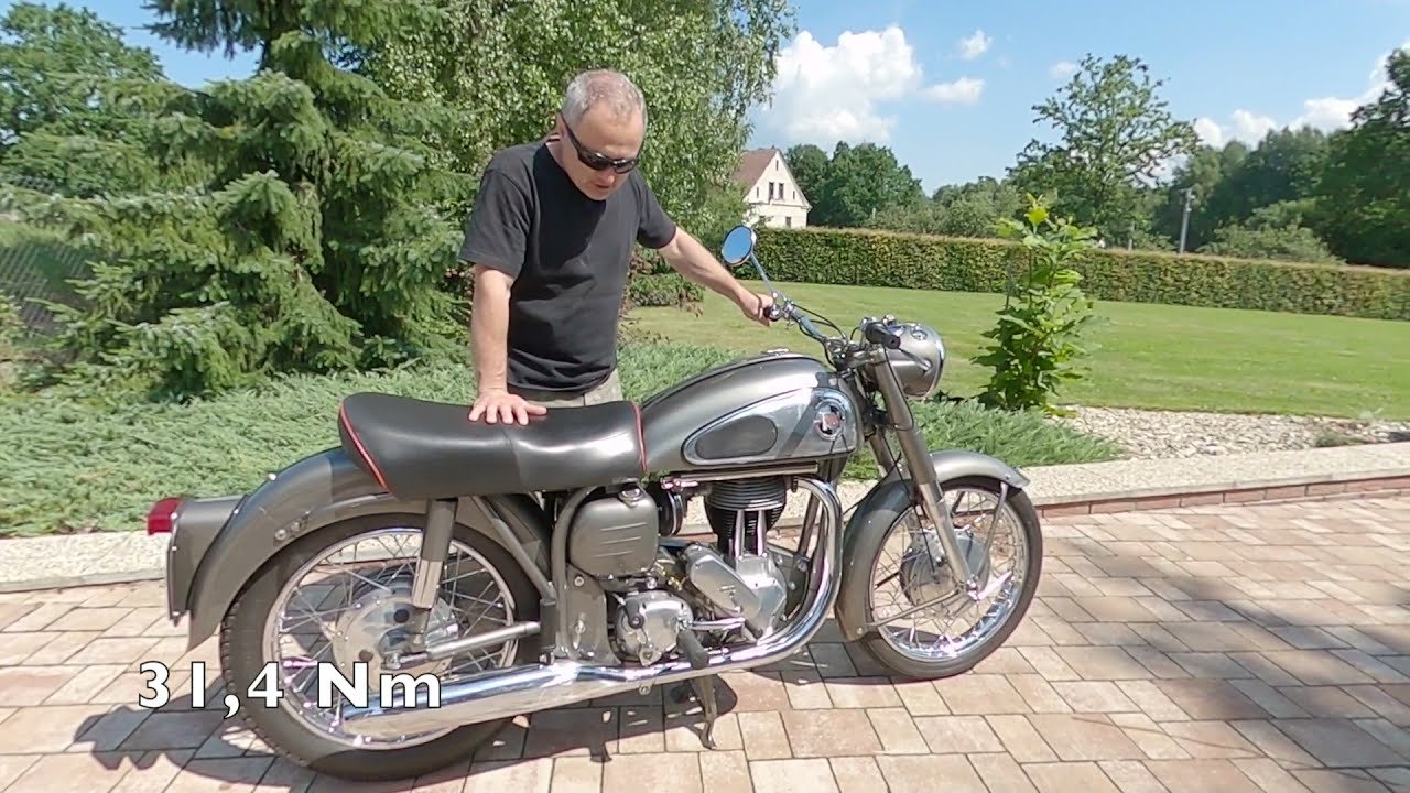 Norton ES 2 - 1961 (HD, subtitles)