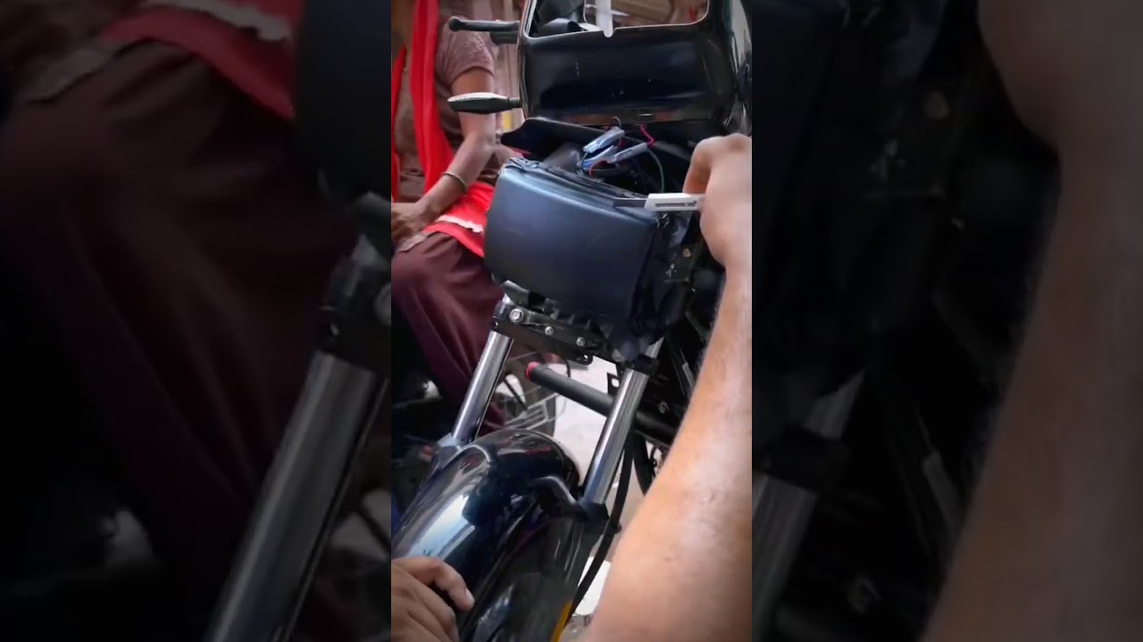 splendor headlight stickers 👀🤑 #splendormodified #automobile #youtubeshorts #viralreels ❣️