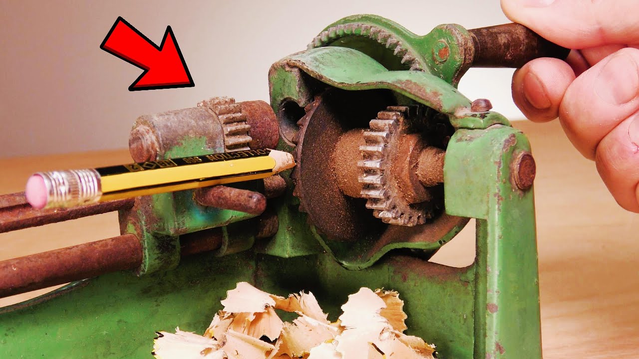 Restoration of a WWII Desk Tool – 1940s Forgotten Machine Fully Restored