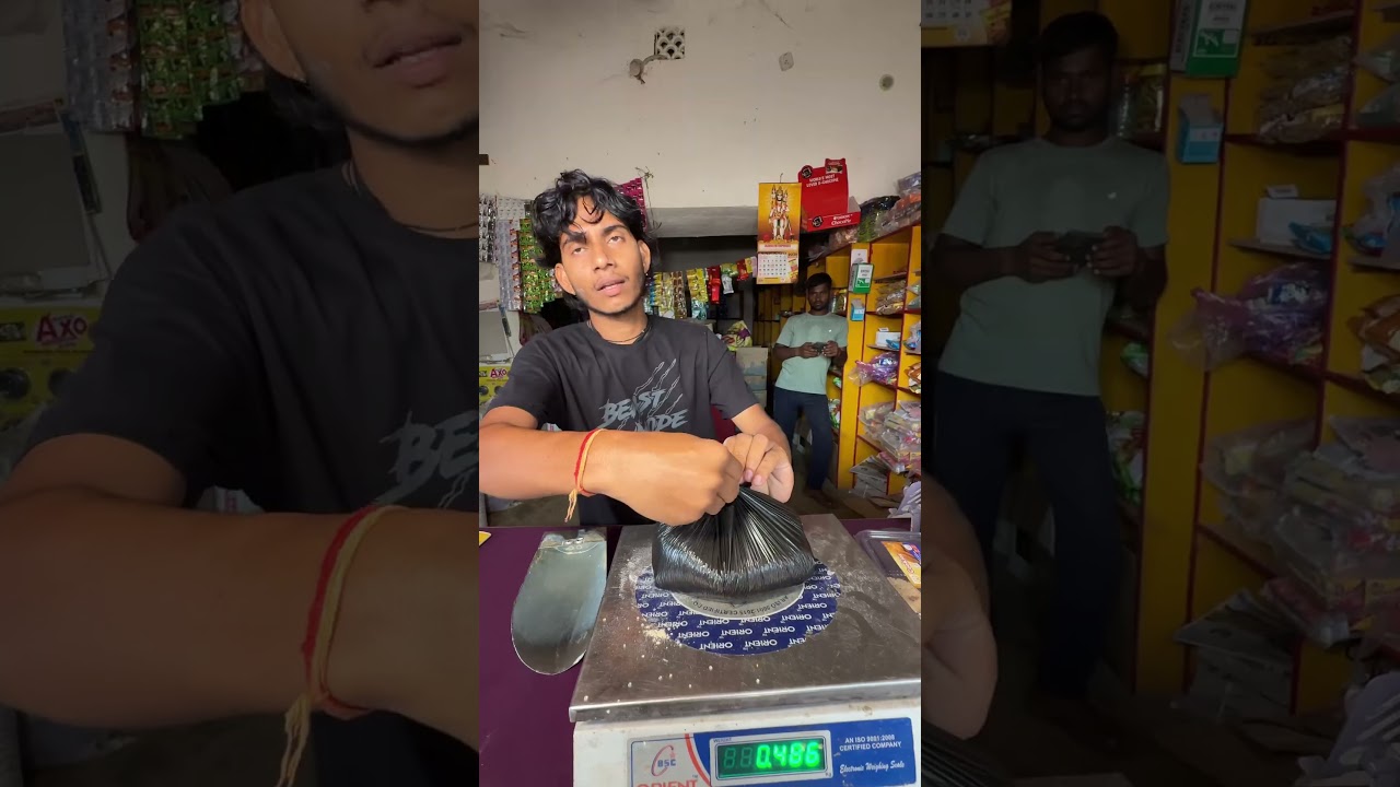sugar ka rate 😂😂#sugar #rate #shop #funny #dosti #shortsfeed #money #trending #viral #youtube