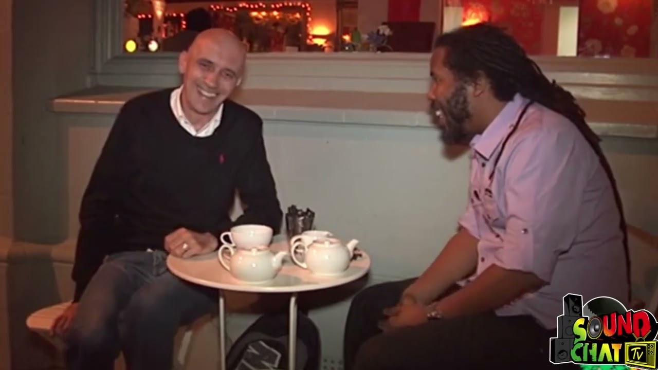 ДОМИНИК — САМЫЙ ПОПУЛЯРНЫЙ БЕЛЫЙ АРТИСТ В КУЛЬТУРЕ САУН-СИСТЕМ: НЕРАССКАЗАННАЯ ИСТОРИЯ