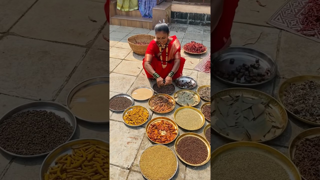 तुम्ही किती प्रकारचे खडे मसाले वापरता ? #masala #mirchi #spices #indian #food #marathi #maharashtra