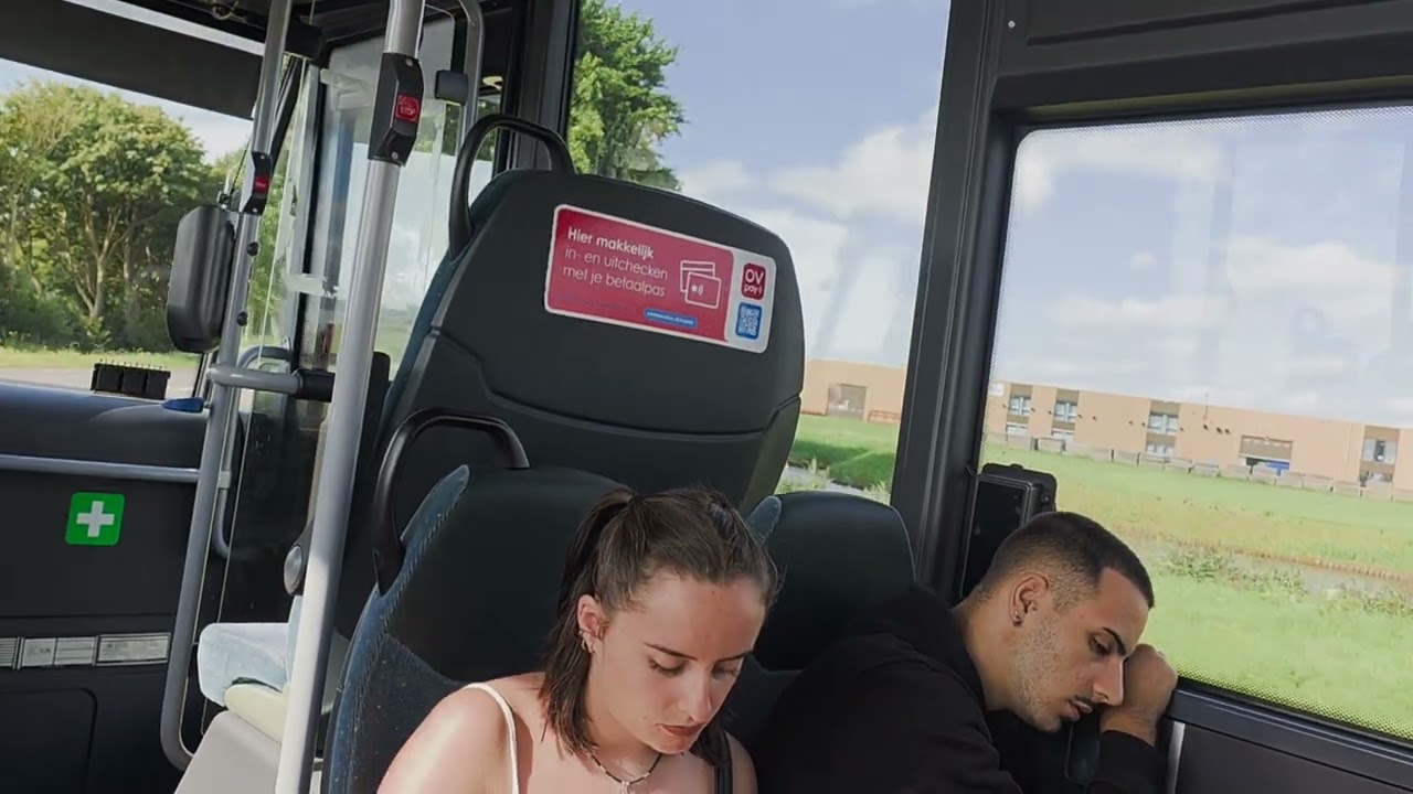 Een dag met trein, bussen en boot 