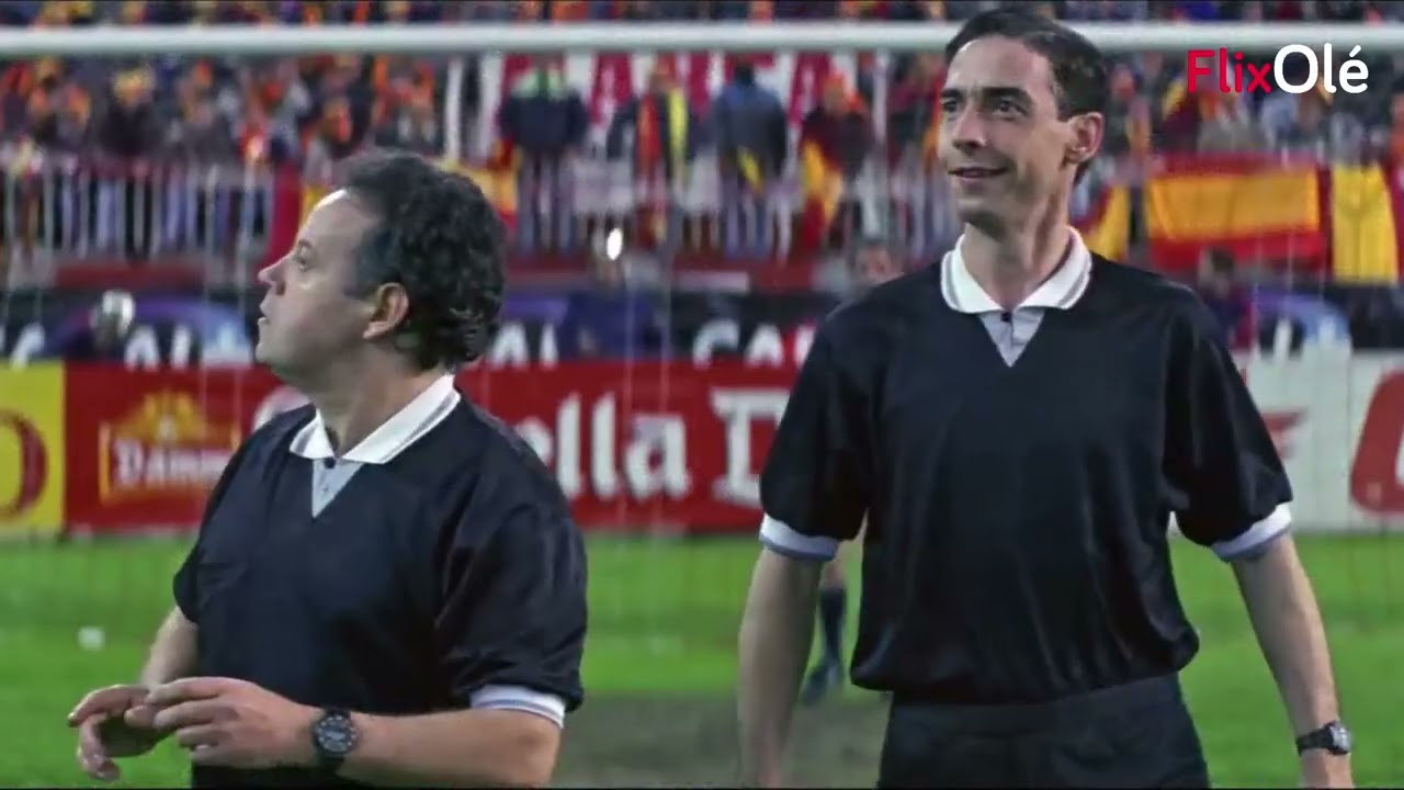 Escena Mat&iacute;as, juez de l&iacute;nea (La cuadrilla, 1996)