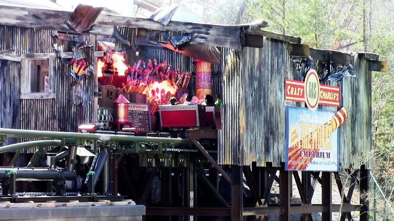 Firechaser Express off-ride HD Dollywood