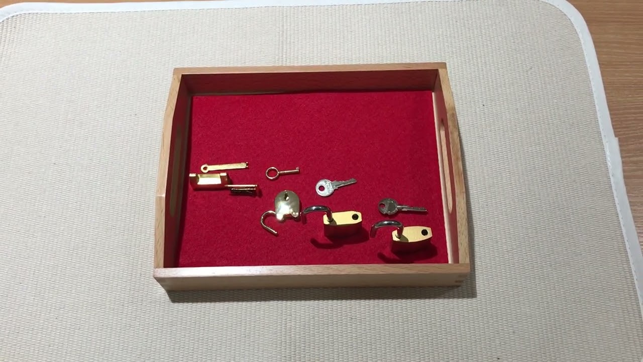 Montessori Practical Life Locks and Keys Presentation @E&O Montessori #montessori #parentingtips