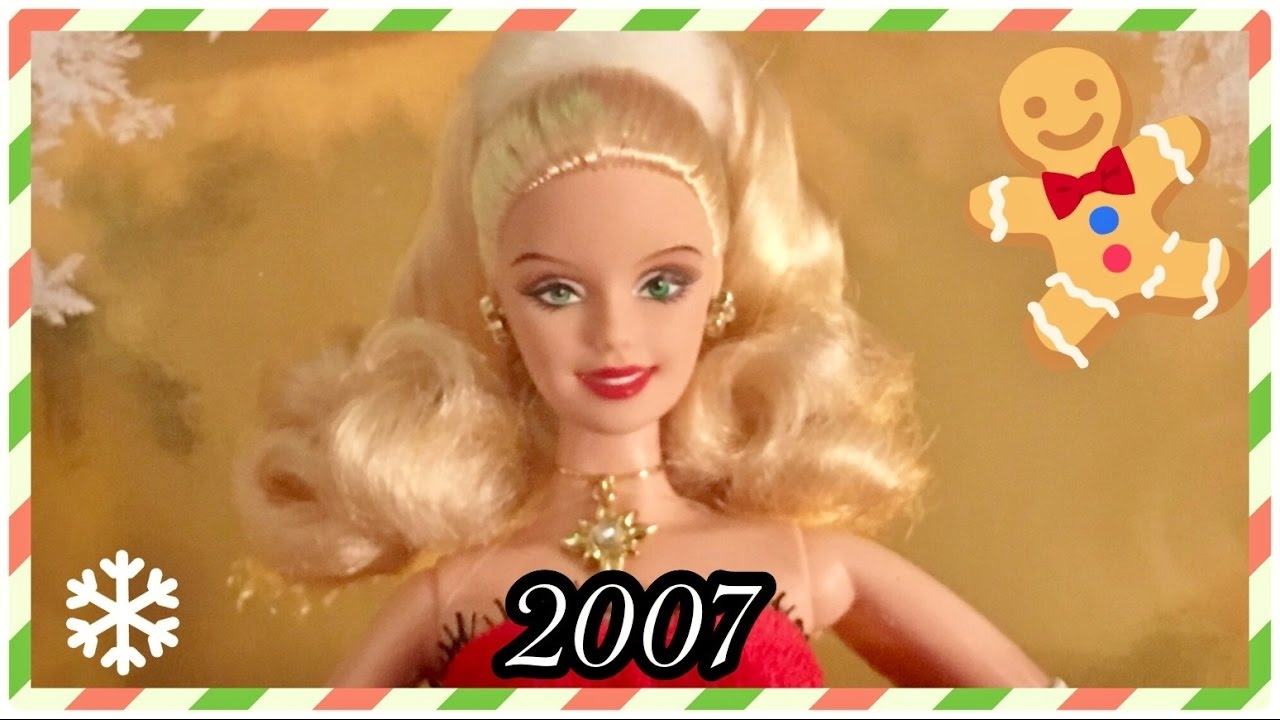 2007 / 28 Years of Holiday Barbie Dolls / Christmas Collection Advent / 2007 Happy Holidays Barbie