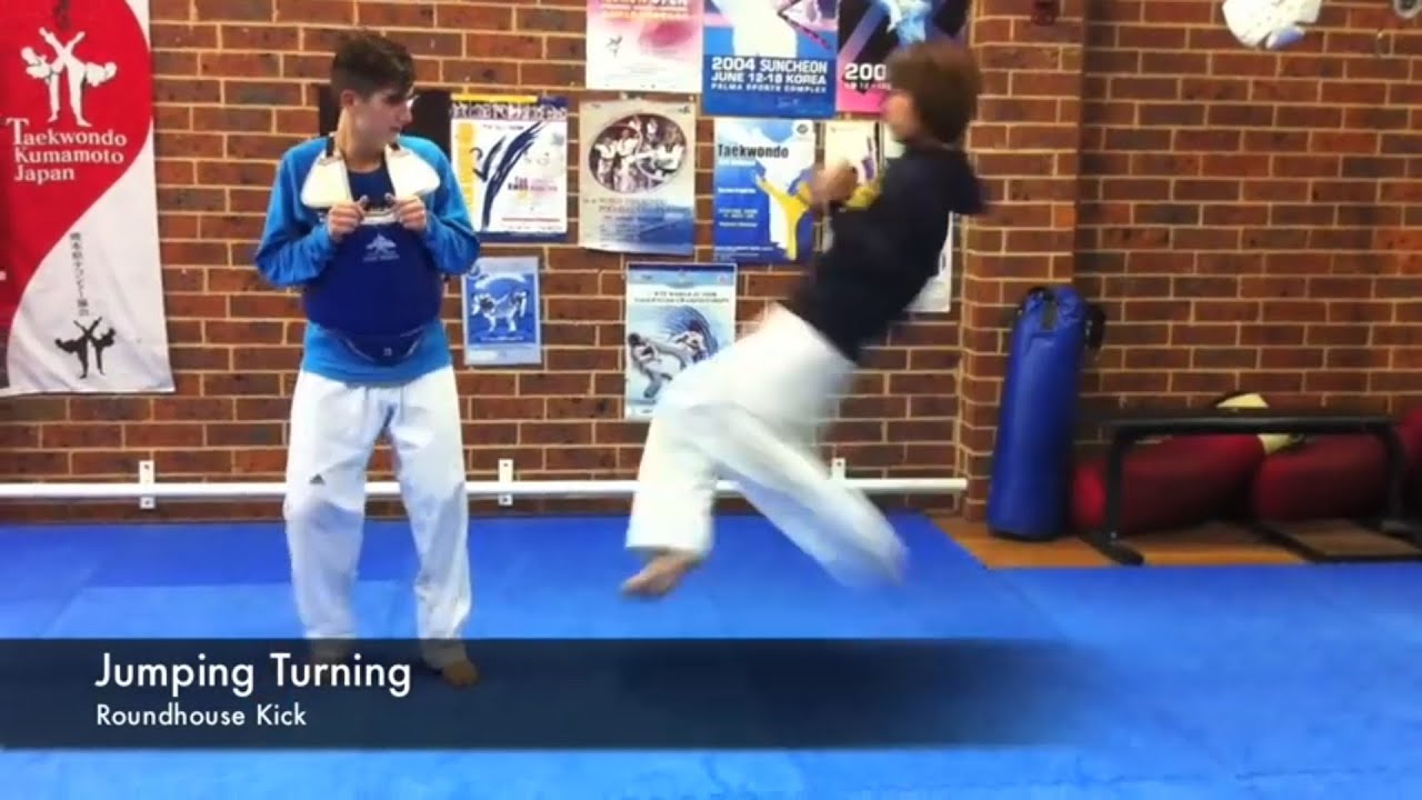 TORNADO KICK IN SPARRING| SPINNING ROUND KICK