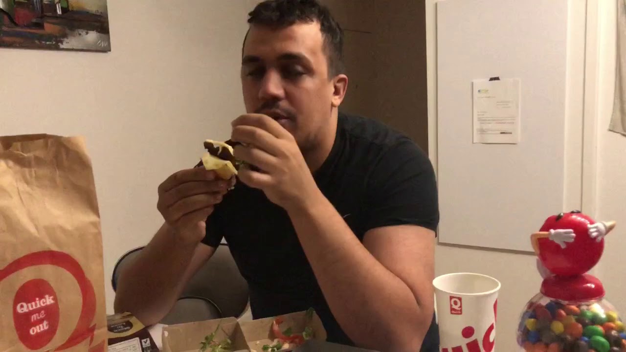 DÉGUSTATION D'UN BON QUICK HALAL AVEC DOUBLE STEAK