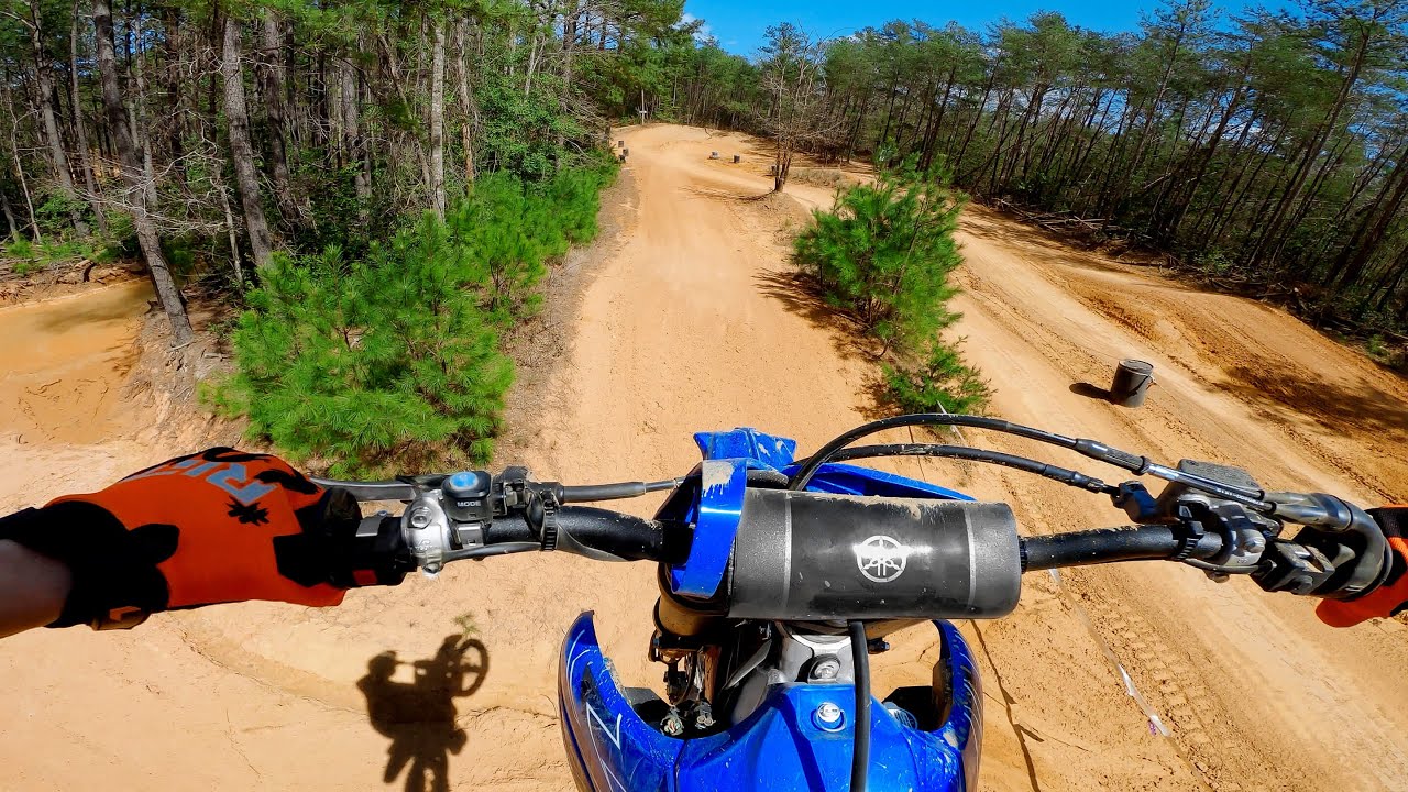 Первая поездка на Yamaha YZ250F 2022 года