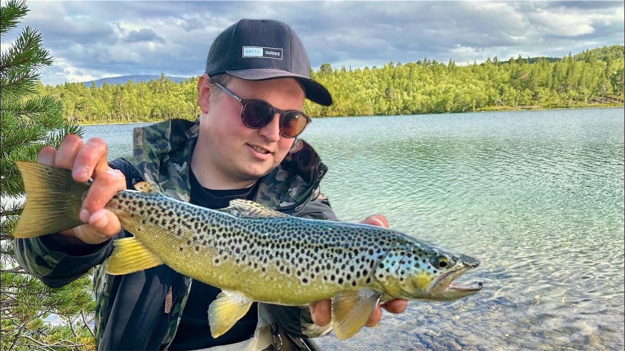 TAIMENEN kALASTUSTA FINNMARKIN TUNTUREILLA