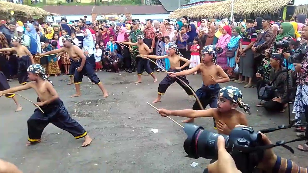 Ini tari ujung mantra ges,,,,