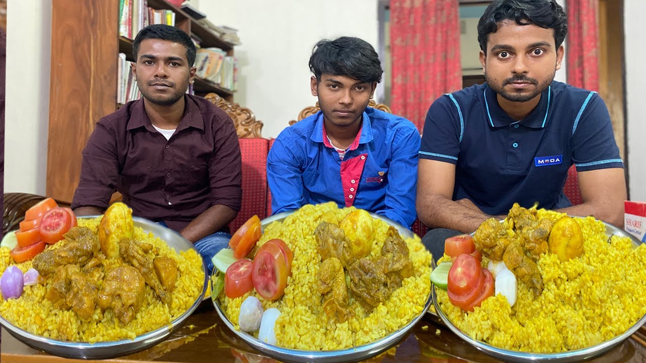 তিন কেজি খিচুড়ি খাওয়ার চ্যালেঞ্জে রেকর্ড ভেঙ্গে পুরুষ্কার নিলো। Addacity Food Blog