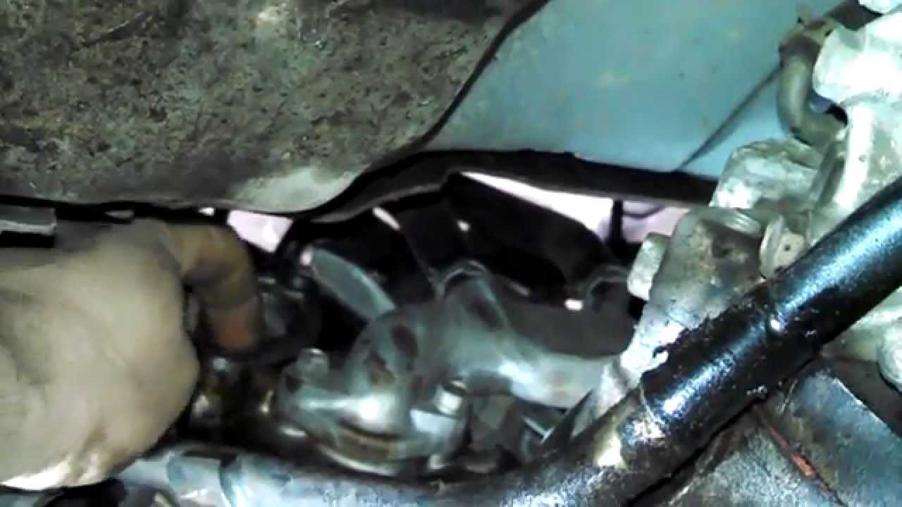 2001 Mitsubishi Montero rear cam cap oil leak o ring 3.5L Install Remove Replace How to