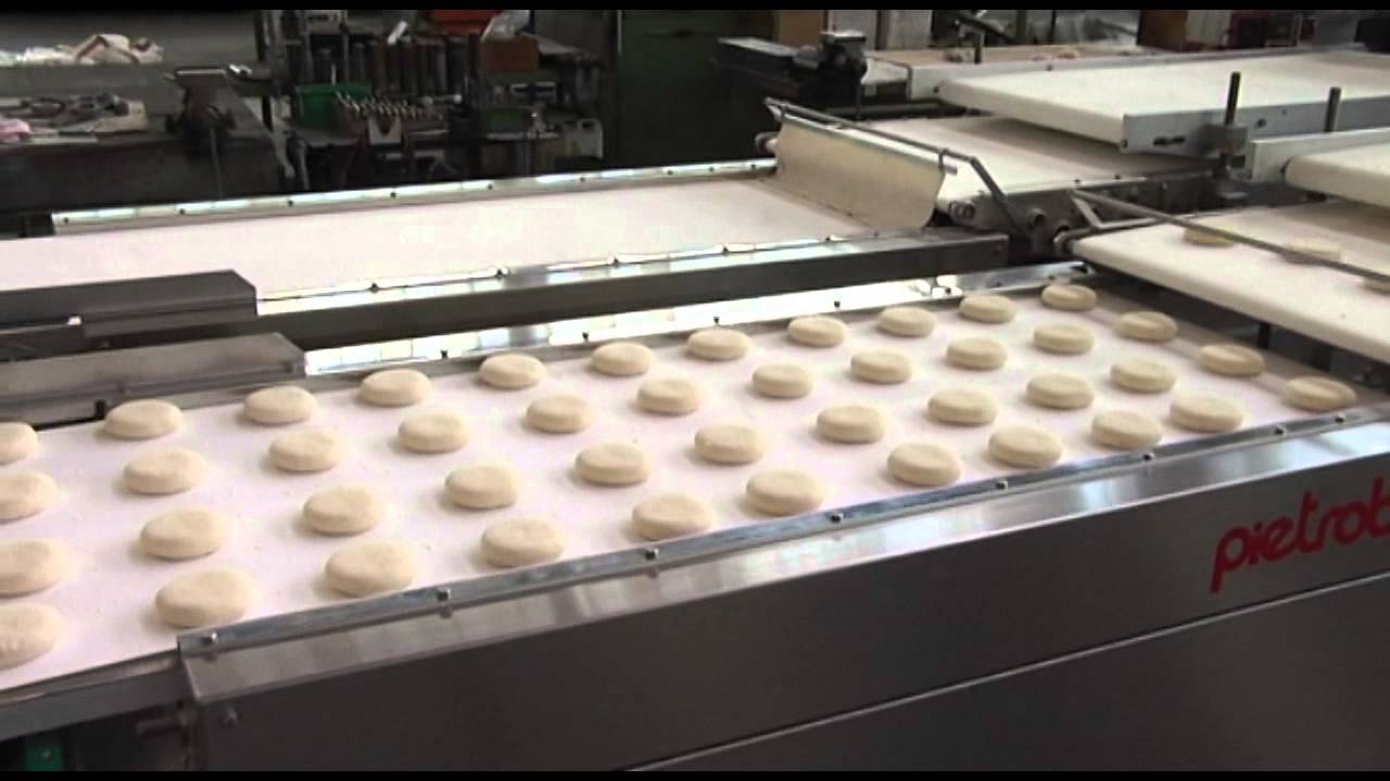 Roll and Bun Bread Line