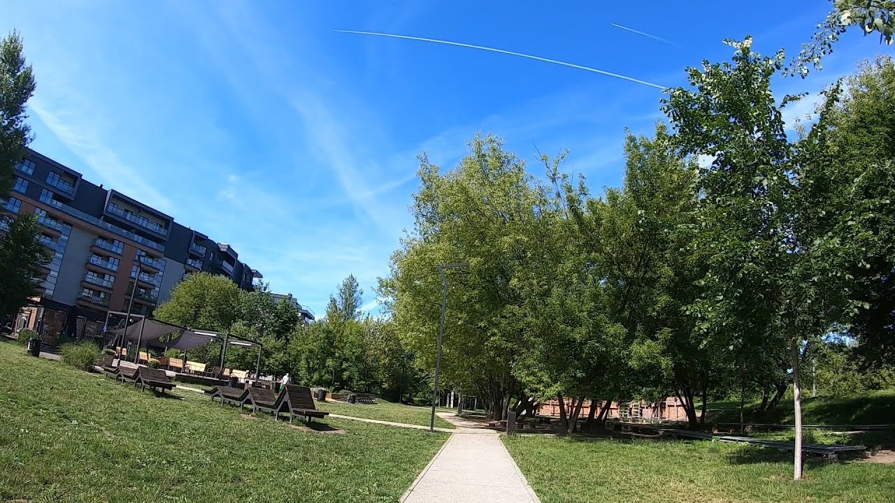 Rowerem przez Park Stacja Wisła w Krakowie