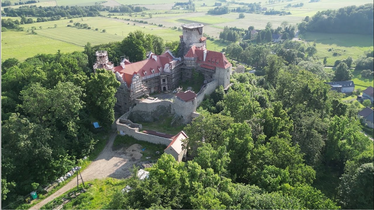 4K #Płonina - Zamek #Niesytno z drona #dji #drone #travel