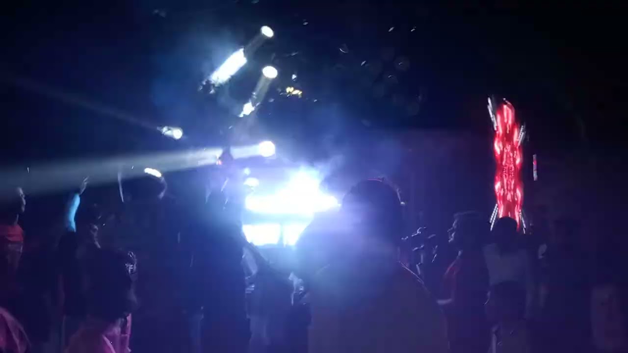 Dj sound re ଗାଁ  କମ୍ପି ଉଠିଥିଲା #sugarlipes #dj #rimx #djremix 