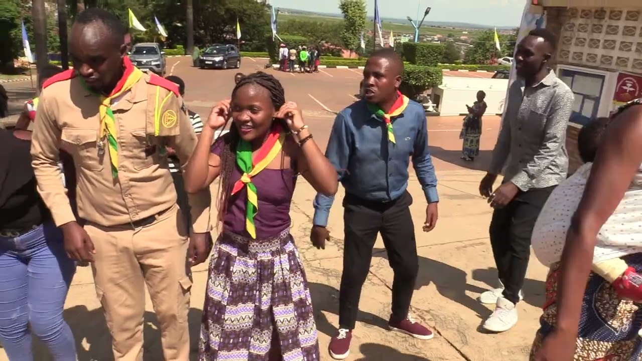 Irebere Abasaveri bo Muri Regina Pacis Iremera  ngo barabyina Ivumbi rigatumuka