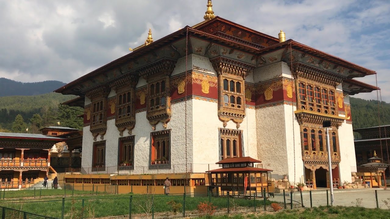 Konchogsum Lhakhang Bumthang - The temple of three Jewels