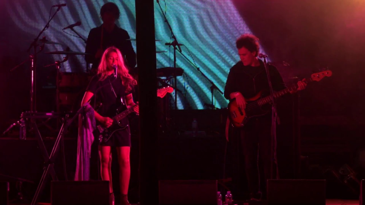 Sannie Fox - Colder to the End (Live)