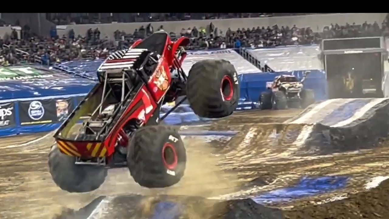 Monster Truck AXE 2023 LA Freestyle: Monster Jam Videos 2023