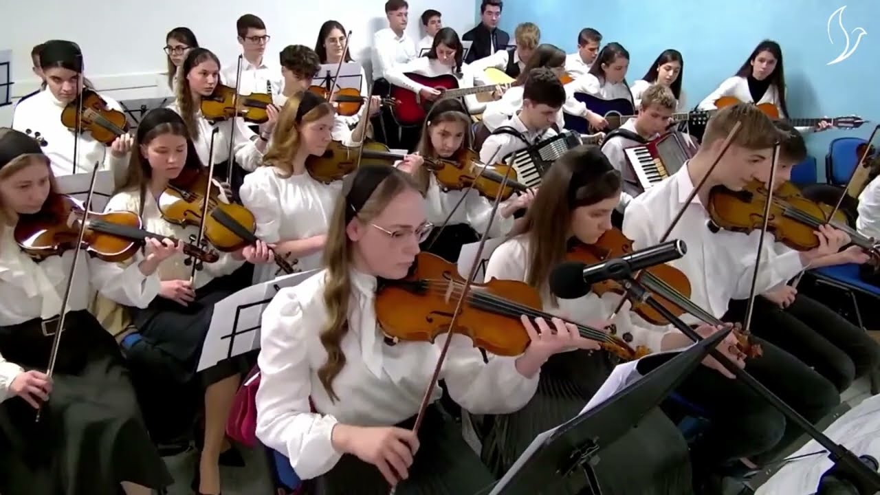 Orchestra Elim Perugia - Isus Iubit