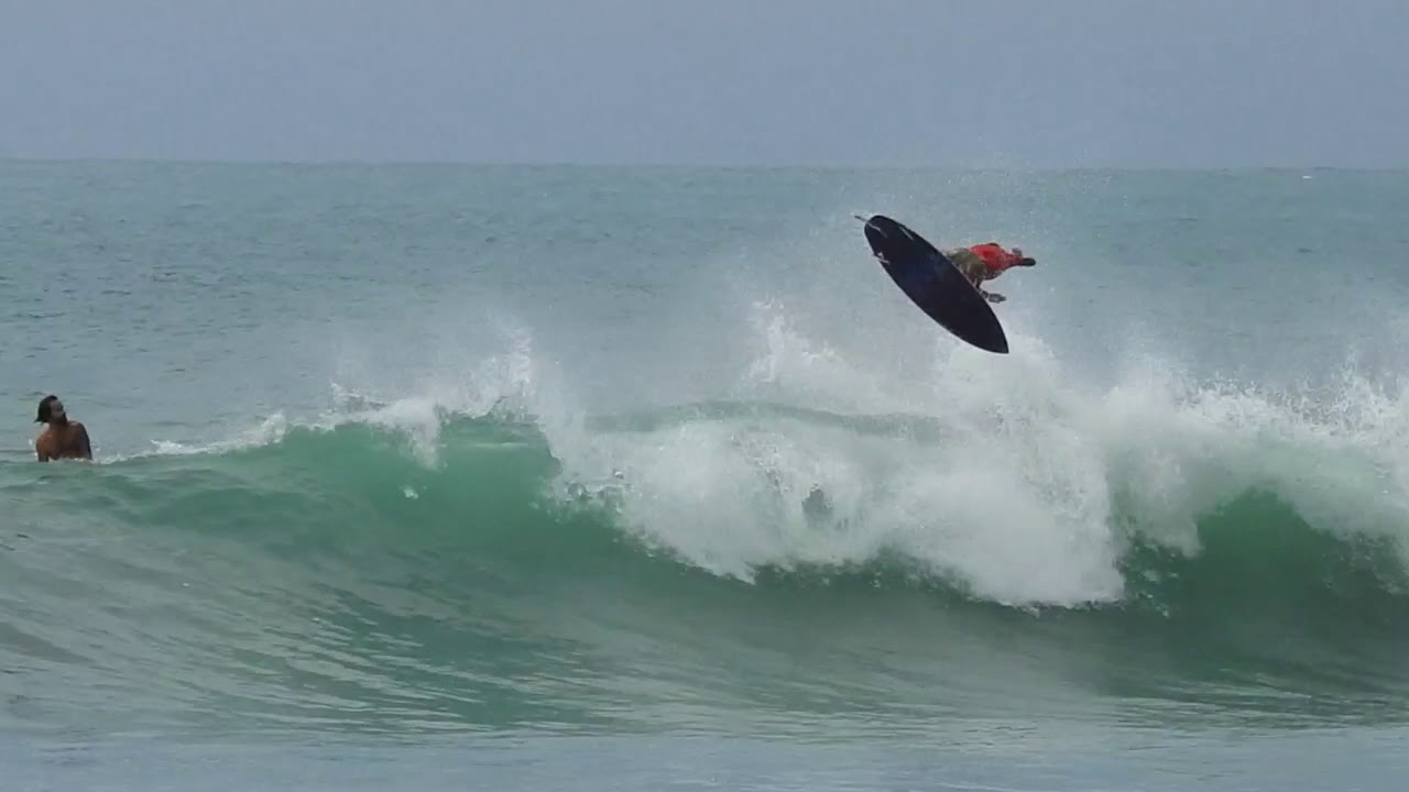 PENINSULA SURF VIDEO - TRIBU APPAREL - Osa Peninsula