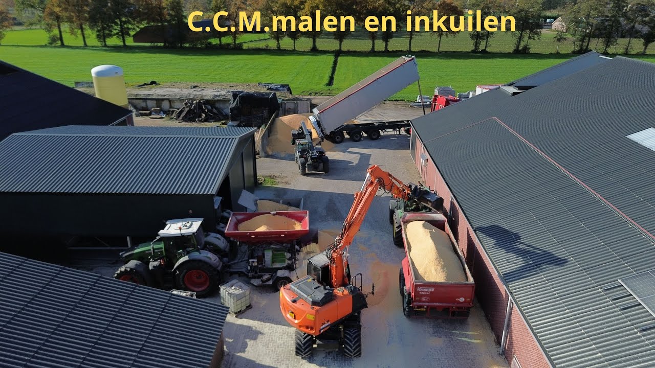 CCM pletten en inkuilen op 4 november 2025#boeren #mais #johndeere