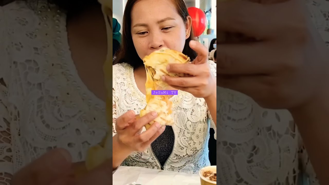 McCafe CHEESY PIZZA BREAD | McDonald HK | A must try..| shorts