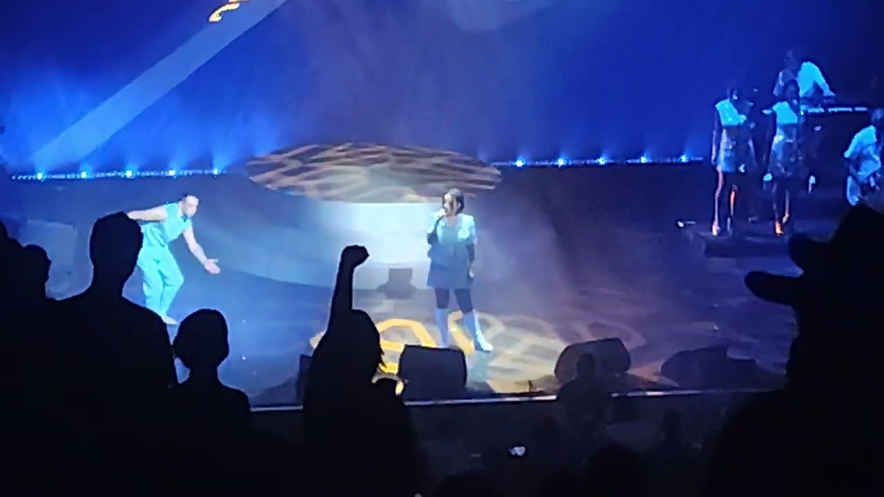 Alizée - Amélie m'a dit, L'Olympia 2025