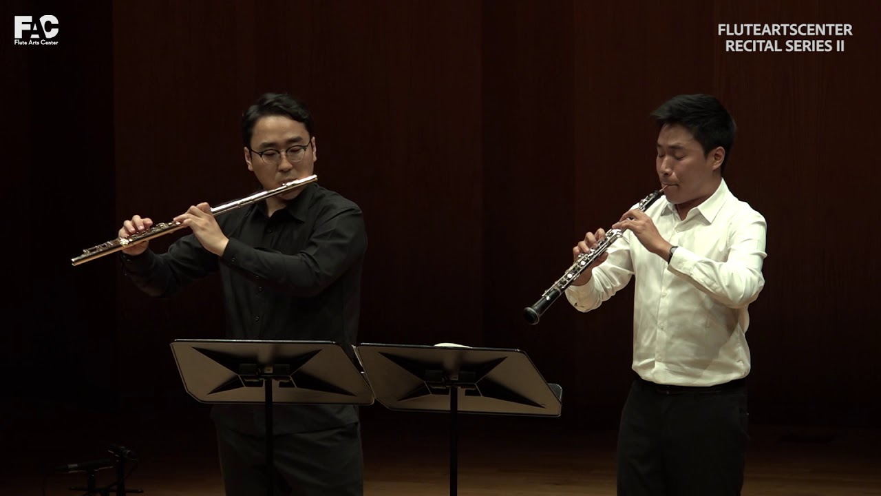 Sunghyun Cho 조성현, Kyeong Ham 함경 plays W.F. BACH