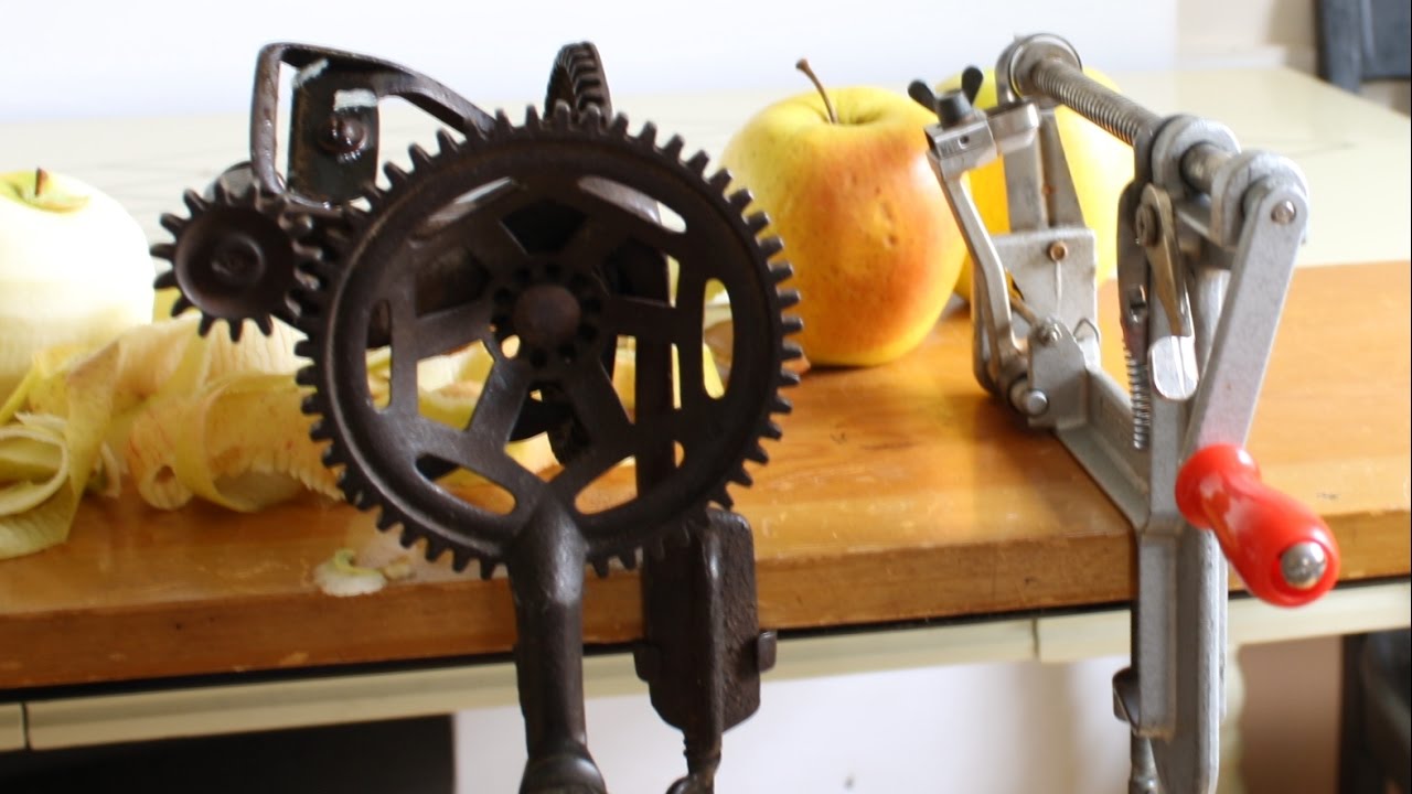 1800s Hudson Apple Peeler  vs Pampered Chef Apple Peeler