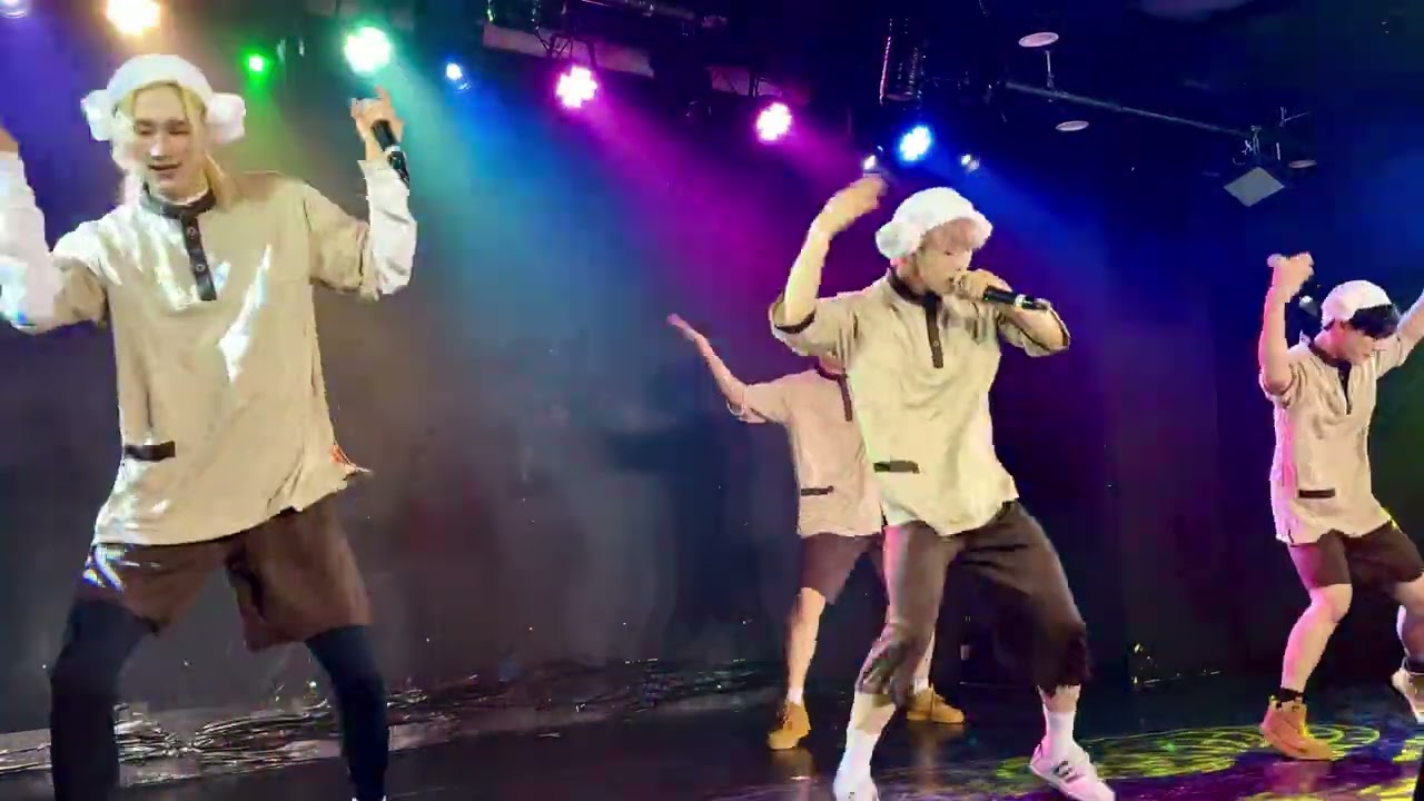 APEX ♪What's Happening?_이게 무슨 일이야（B1A4）