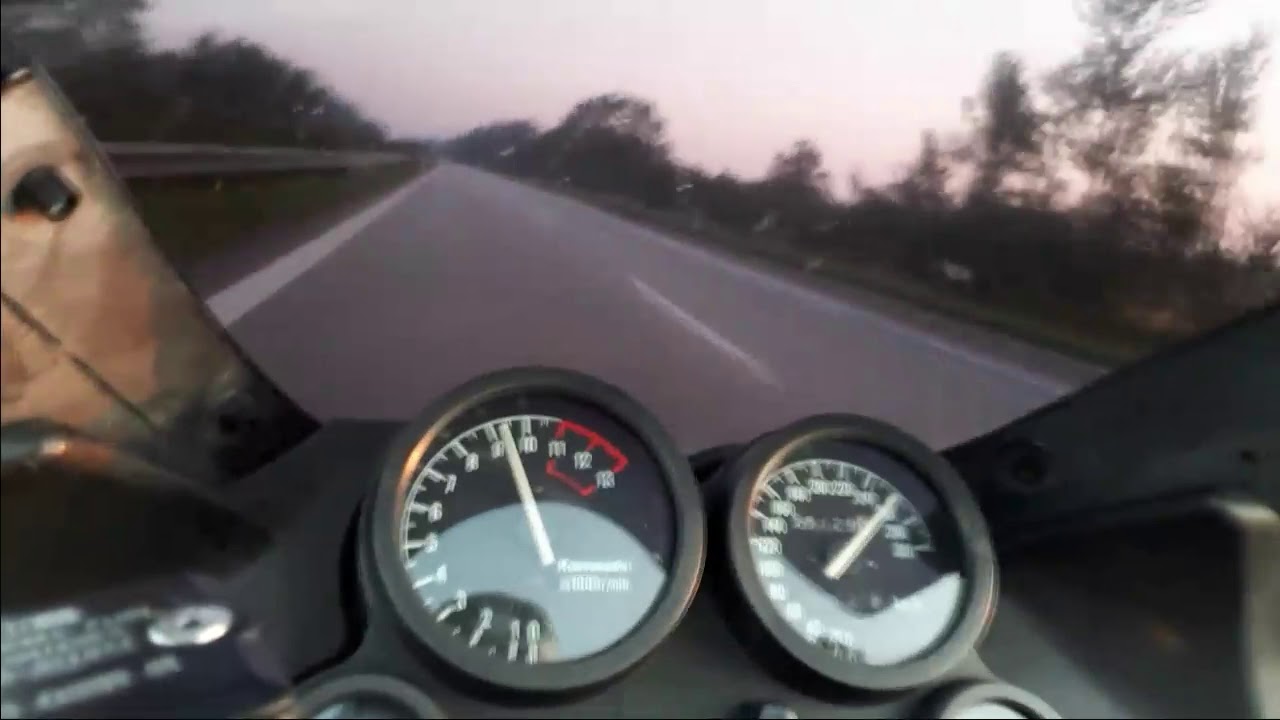 Kawasaki ZX10 '89 Run for topspeed 2 Autobahn