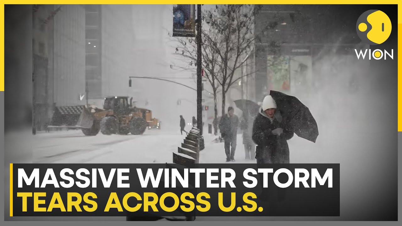 Snow Blankets New York's Times Square; 800,000 People Left Without Power | WION News