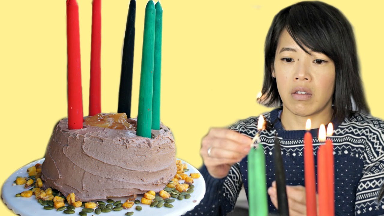 The Worst Recipe Ever?  Sandra Lee's KWANZAA Cake -- canned apple pie filling corn nut cake