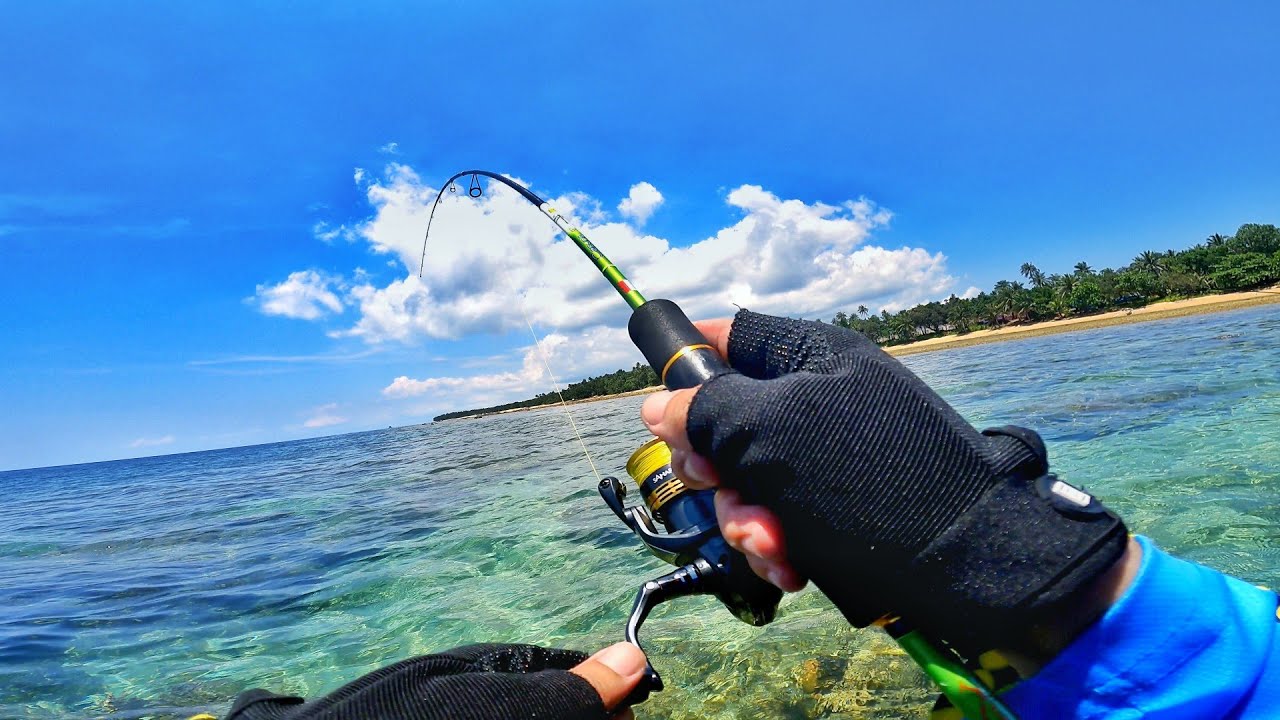FIRST DAY IN POLILLO ISLAND!