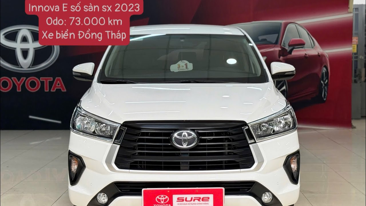 Innova E số sàn sx 2023 chạy 73.000 km màu trắng, biển số Đồng Tháp, giá ưuddaix đi Tết ạ