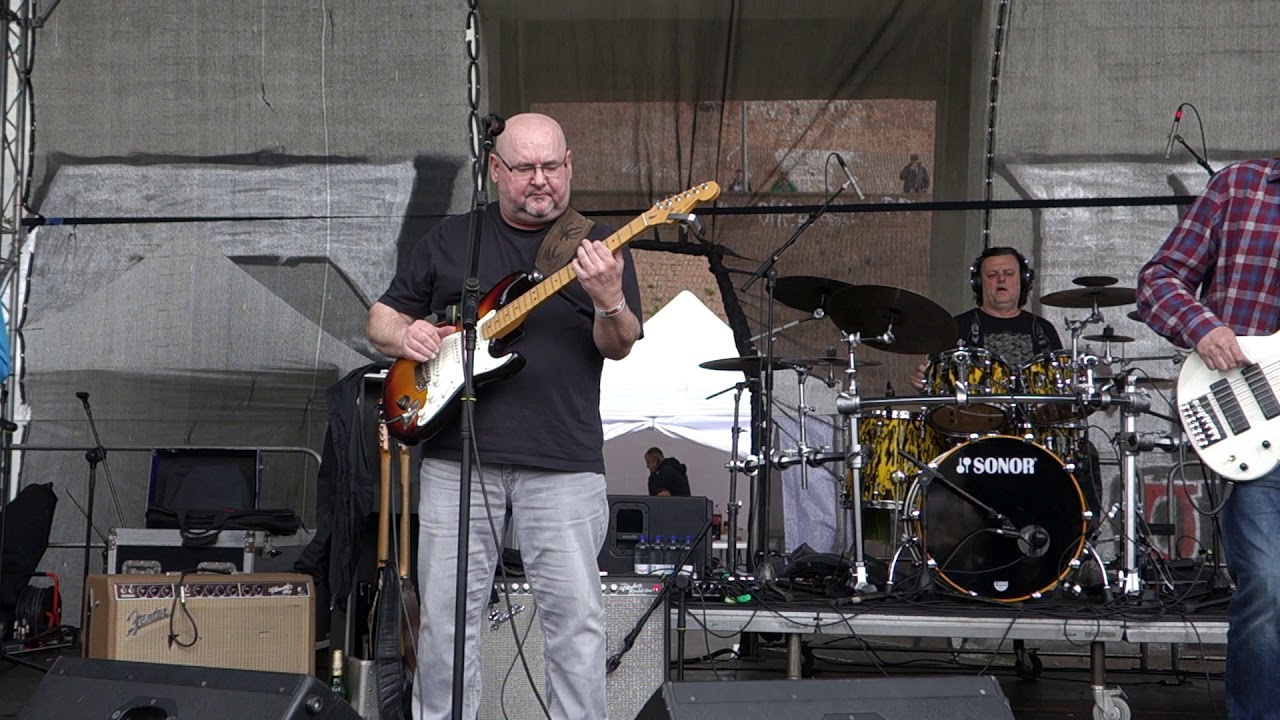 Buty  - Ohambí (01)