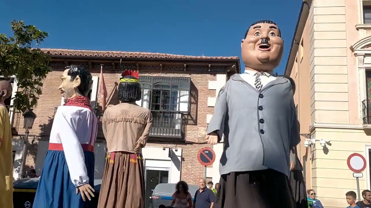 Gigantes y cabezudos Alcalá de Henares 2023 CAP 10