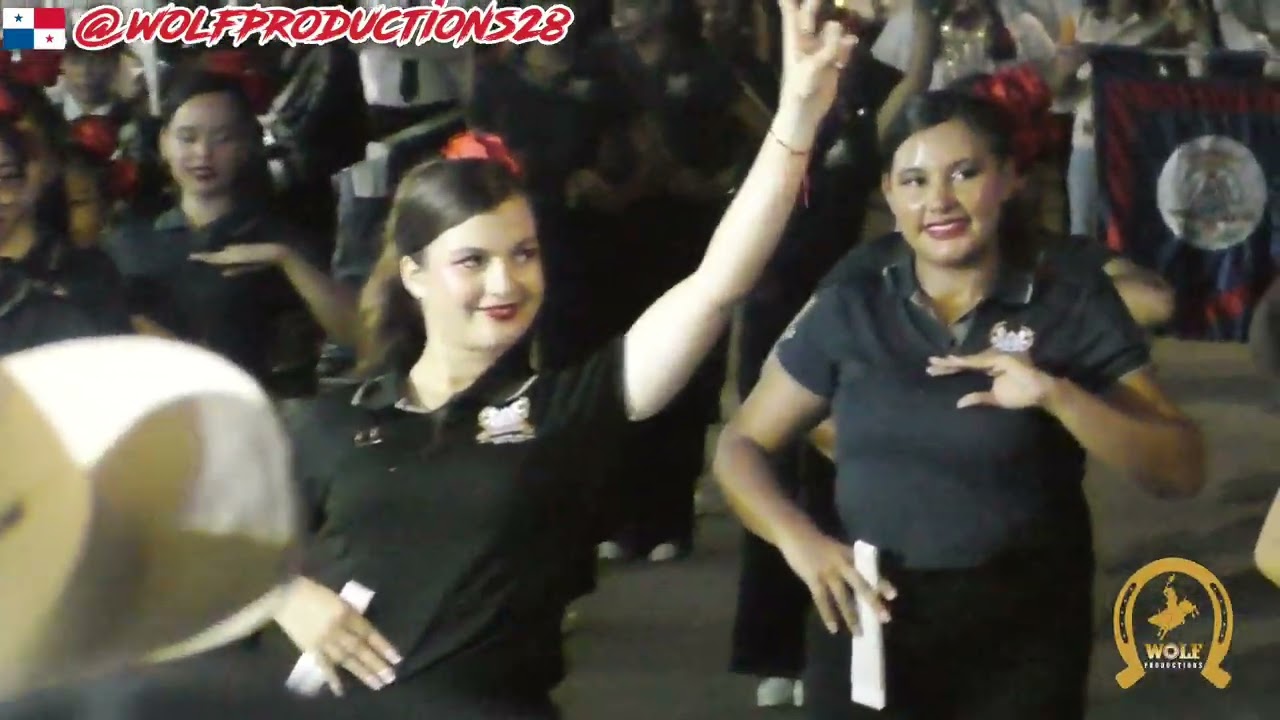 Banda del Colegio José Antonio Remón Cantera JARC en Las Tablas 8 noviembre 2025