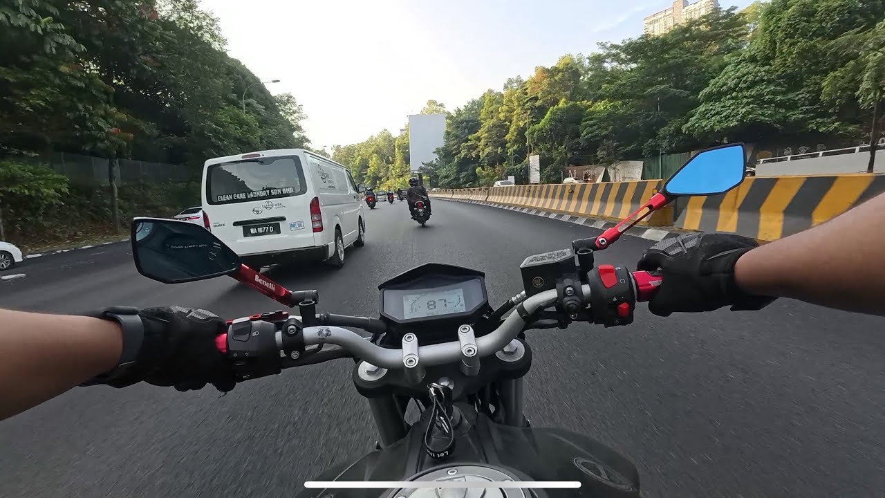 Benelli 150s pergi kerja KL ~ suasana pagi Jalan Kuching ~ Jalan Tun Razak ride KL 4K Insta360 Ace